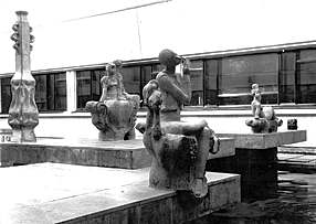 Скульптурный комплекс на озере Иссык-Куль